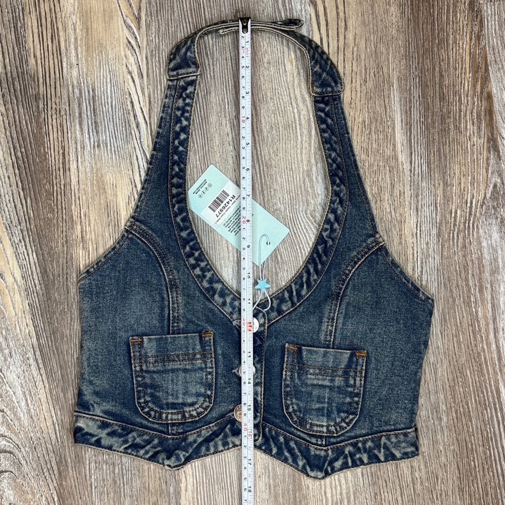 SOLD OUT! REVICE Upper East Side Denim Blue Carrie Vest Halter Crop Top Large - Picture 8 of 9